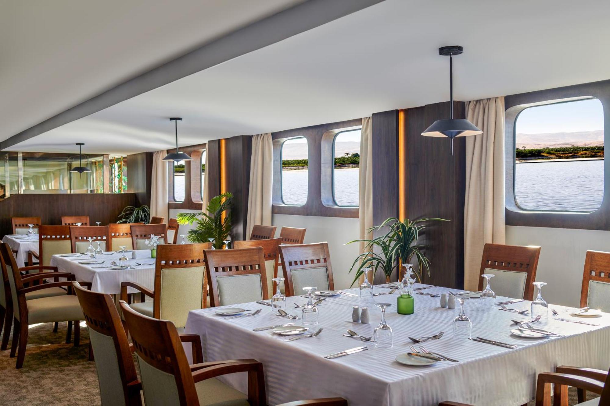 Moevenpick Royal Lily Nile Cruise, Every Monday Four Nights From Luxor, Every Friday Three Nights From Aswan - Including Excursions & Sightseeing Εξωτερικό φωτογραφία