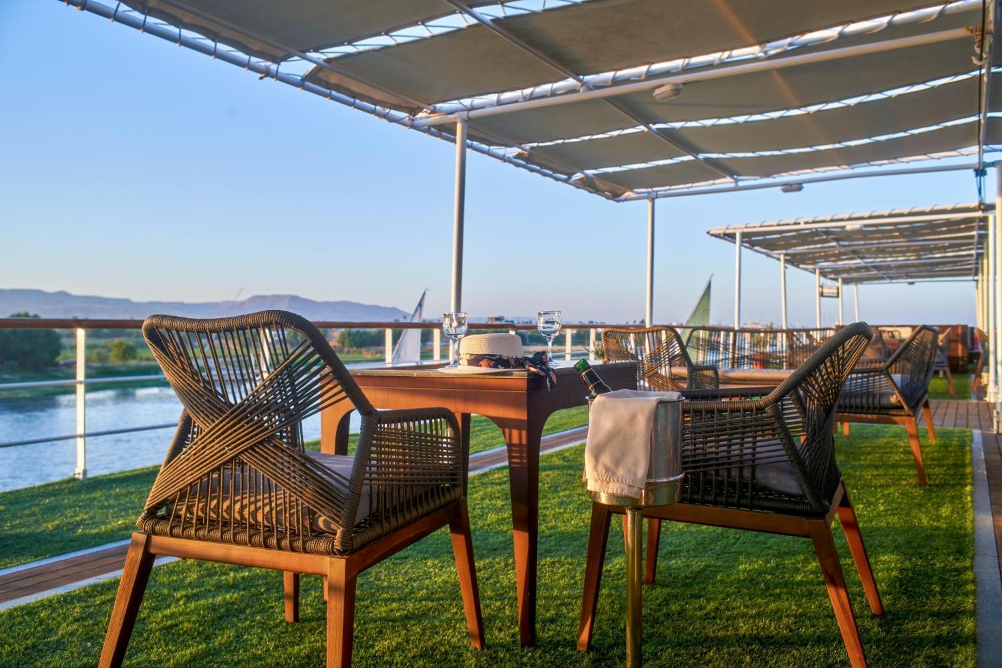 Moevenpick Royal Lily Nile Cruise, Every Monday Four Nights From Luxor, Every Friday Three Nights From Aswan - Including Excursions & Sightseeing Εξωτερικό φωτογραφία